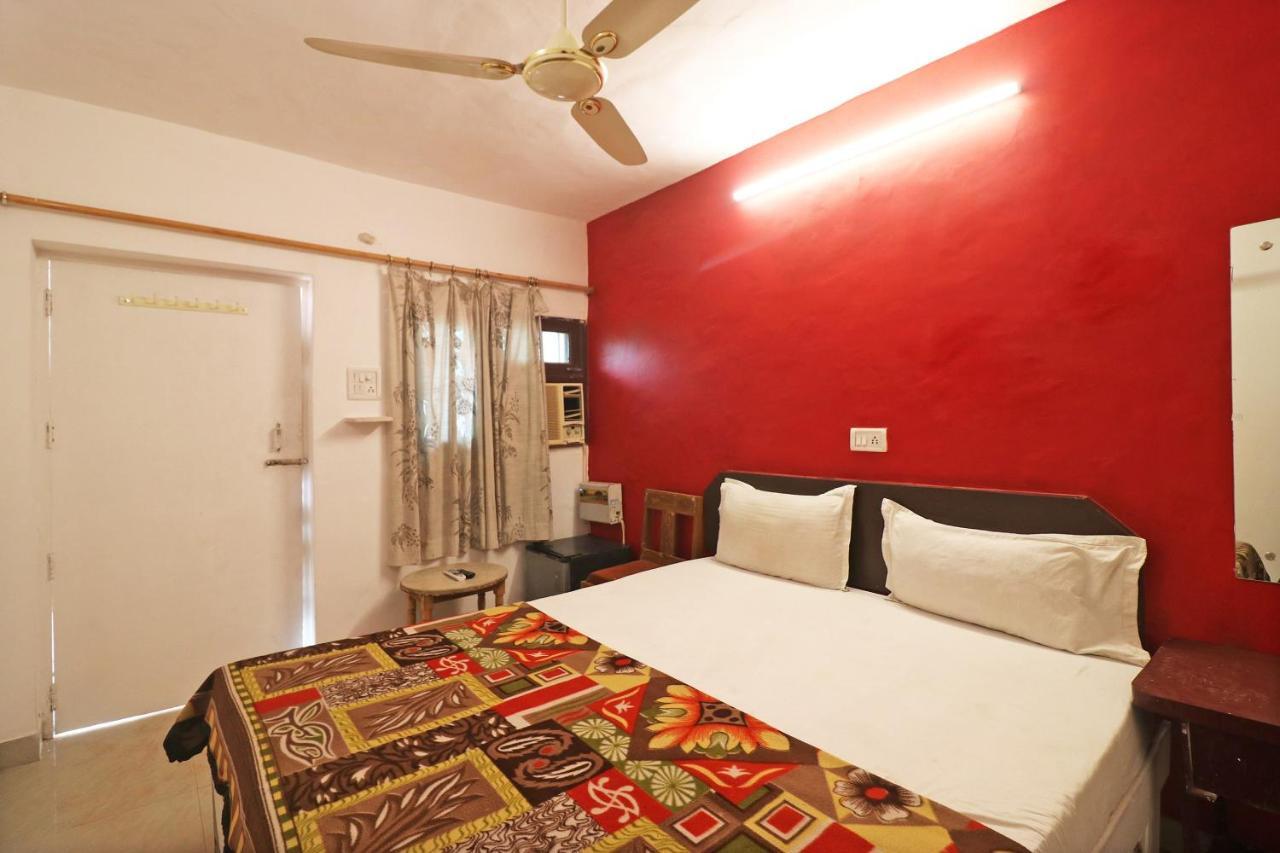 Spot On 48690 Hotel Host Agra  Exterior photo